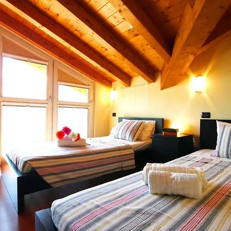 Theresa Apartament *